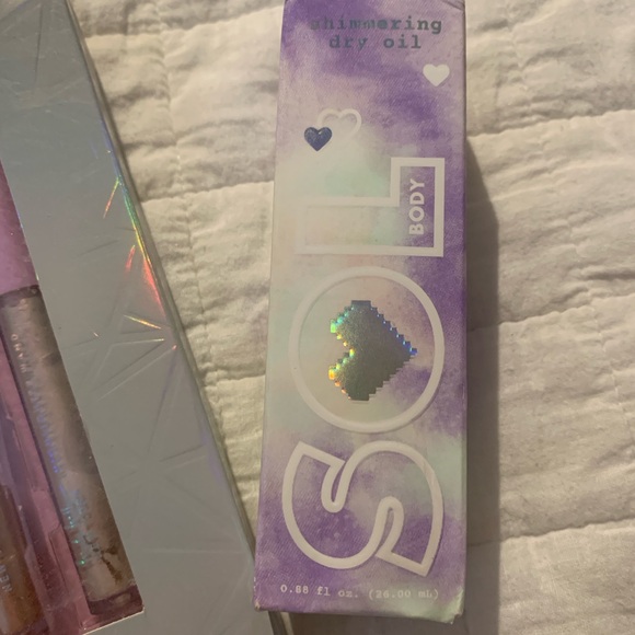 MAKE OFFER💕 BRAND NEW Highlighter Bundle - Picture 3 of 5